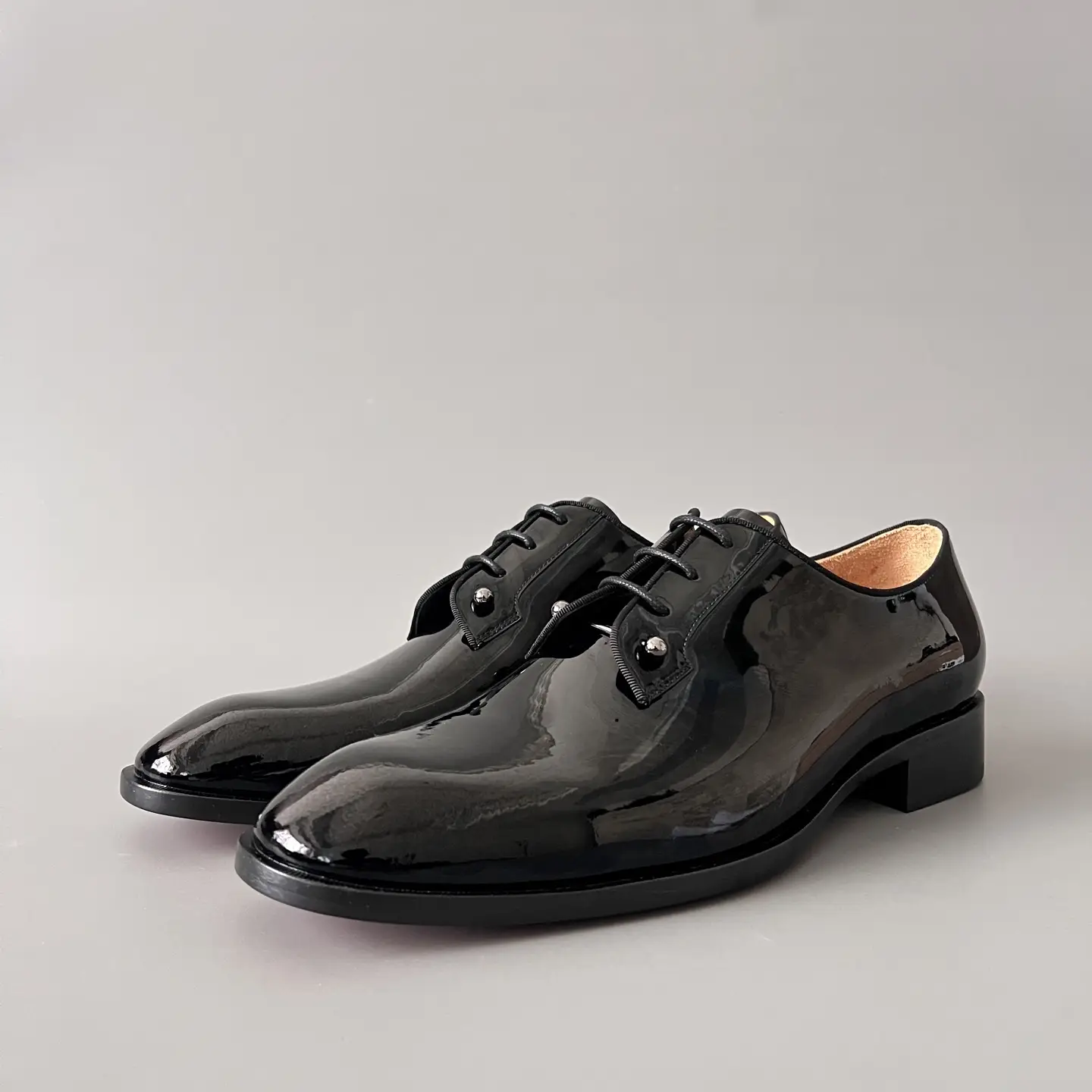 Christian Louboutin Greggo Fashion Men's Rest