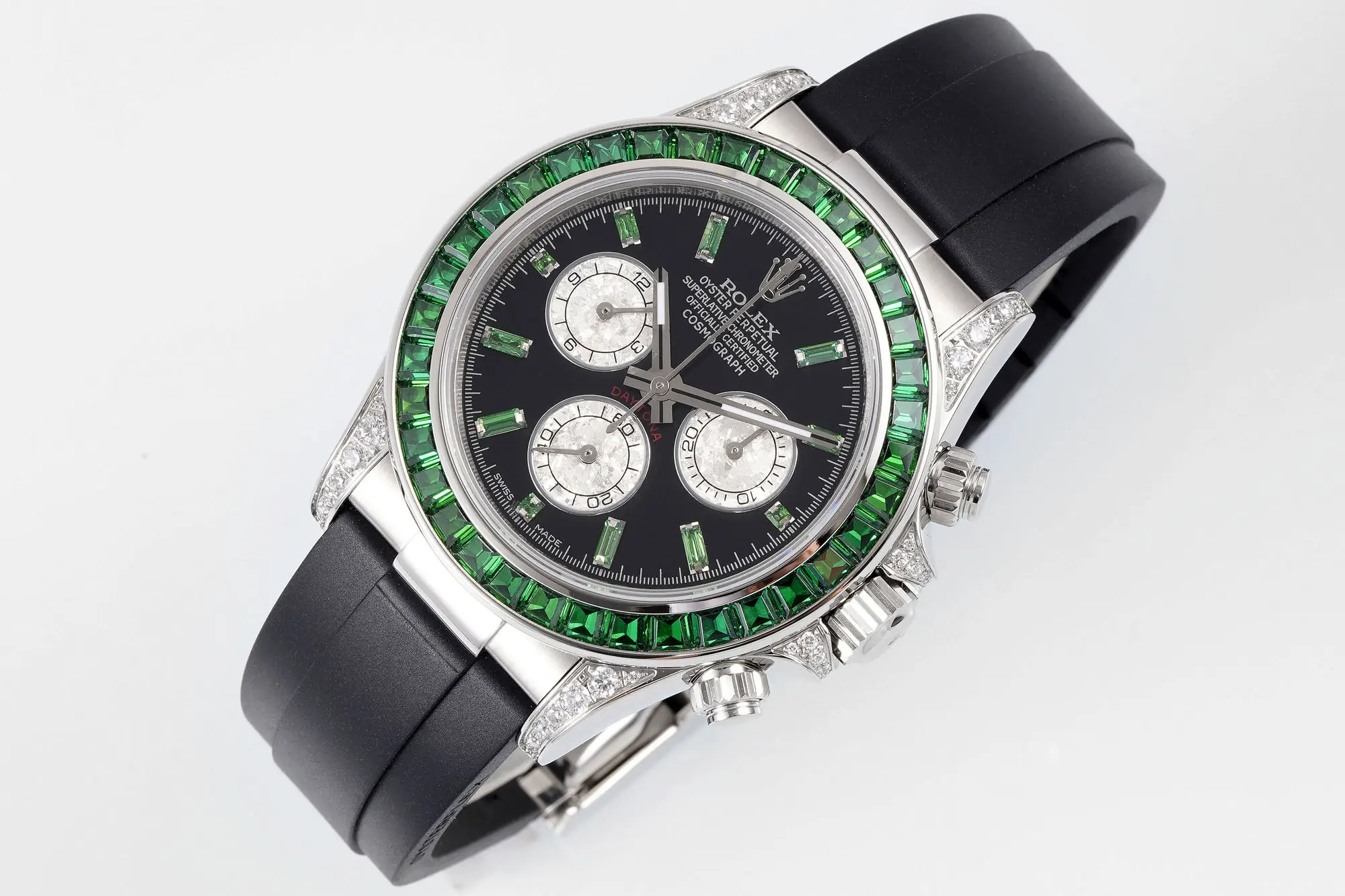 Premium Rolex Daytona Green Sapphire Rubber Strap replica 40MM Black Dial Edition